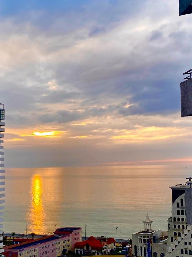 باتومي Apartment Black Sea Side المظهر الخارجي الصورة